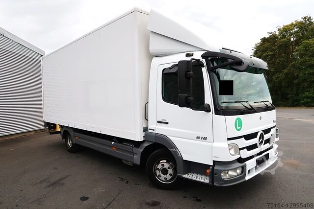 Sobreestructura de caja cerrada Mercedes-Benz 818 L