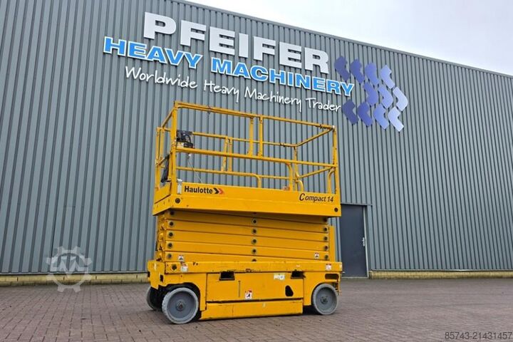 Elevador de tijera Haulotte COMPACT 14 As- Is, Electric, 14m Working Height, 3