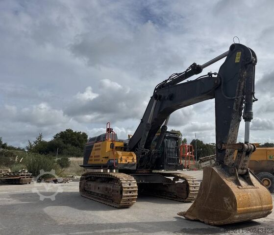 Beltegående gravemaskin Volvo EC 750 EL (On Transport)