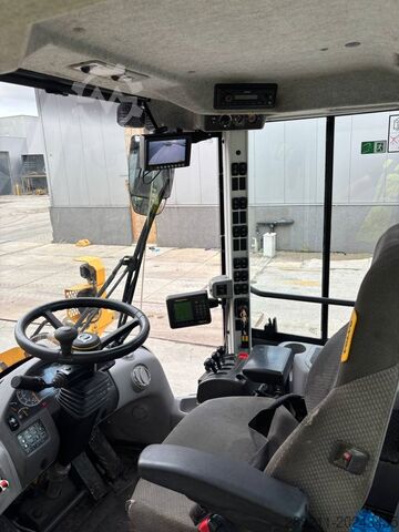 Hjullaster Volvo L 90 H (High tip + New tires)
