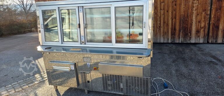 Witryna chłodnicza do ciast Clabo MC Cafe