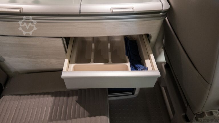 VW CALIFORNIA OCEAN 4MOTION MINI VAN SANS TOILETTES D’OCCASION VW CALIFORNIA OCEAN 4MOTION