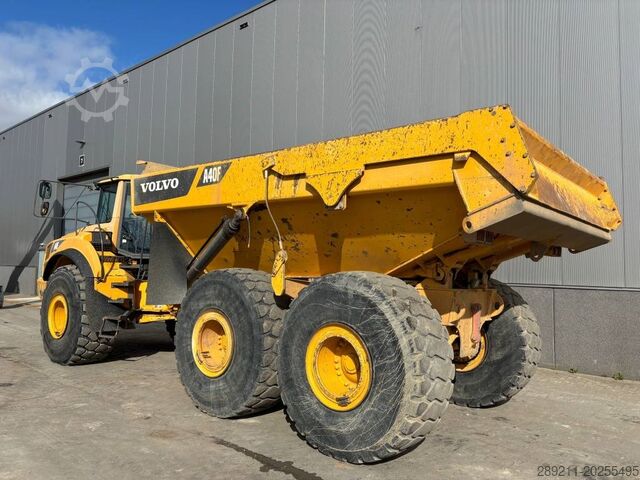 Camion basculant Volvo A 40 F