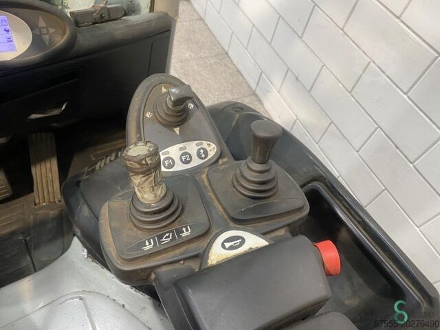 Heftruck Still RX60-25