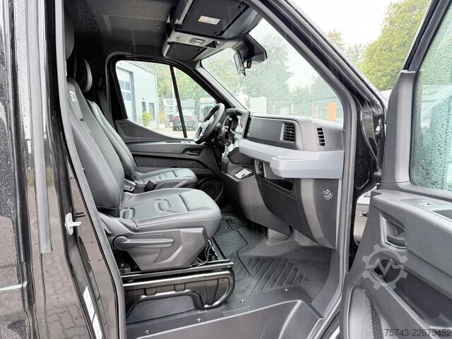 Transporteur de bétail RENAULT Master STX 5 Sitzer Haras ex. Lang Automatik