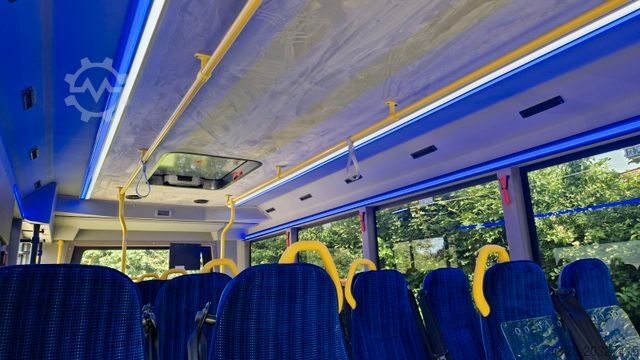 Mestský autobus MERCEDES-BENZ Heckniederflur Sprinter 517 / 4 er Bestuhlung