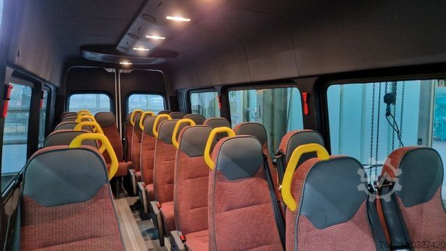 Minibuss MERCEDES-BENZ Sprinter Lord Light 22 Sitzer 3 x Lagerfahrzeug