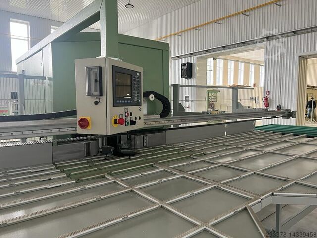 Kompletna linia produkcyjna Urban Linia zgrzewająco-czyszcząca CC AKS 6250