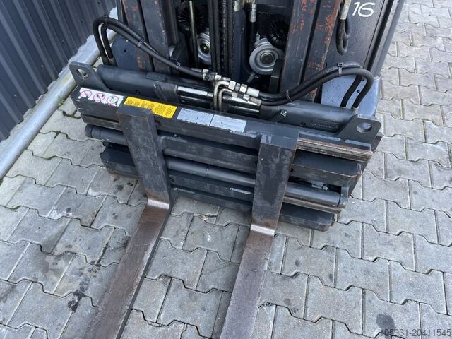 Electric 3-wheel forklift Linde E16C-01