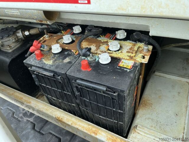 Ascenseur à ciseaux Holland-Lift ECOSTAR HL-11812