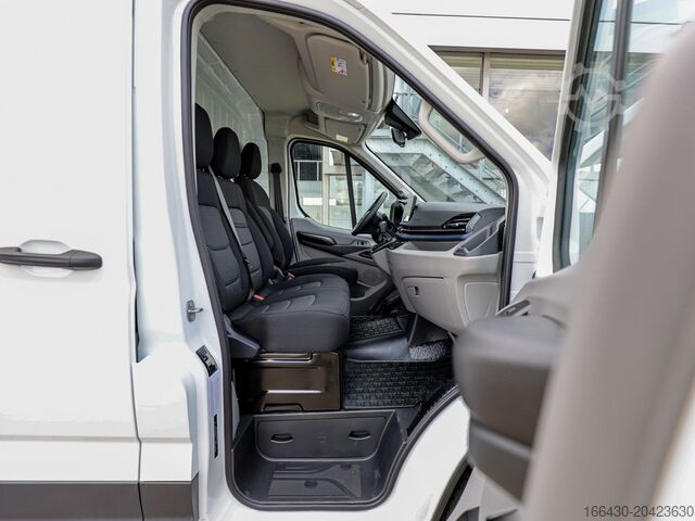 مینیبوس Maxus DELIVER 9