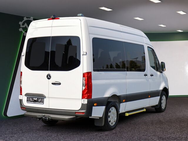 Xe buýt nhỏ Mercedes-Benz Sprinter 317 CDI Tourer L2H2 (3-3-3) AHK Kame