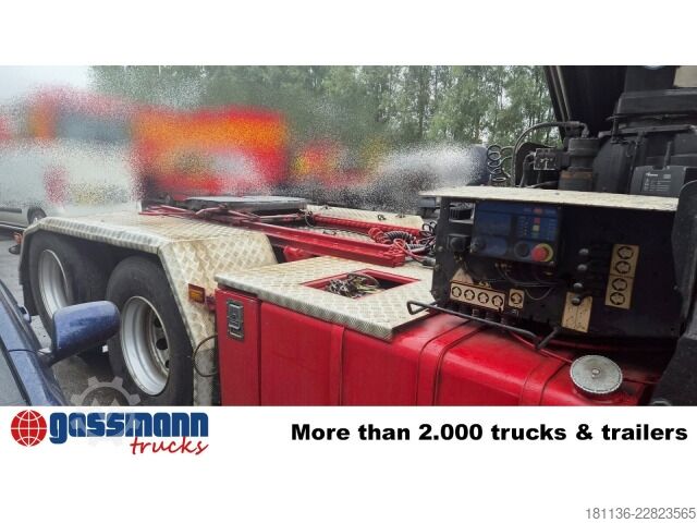 Standardni tegljač DAF DAF 85 CF 6x2 HMF Kran 2823 K5 Funk Seilwinde