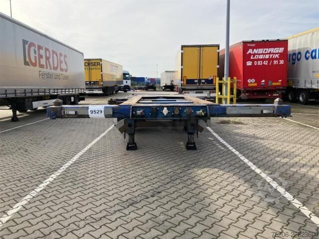 نیمه یدک‌کش  EURO 902K 40' chassis ausziehbar