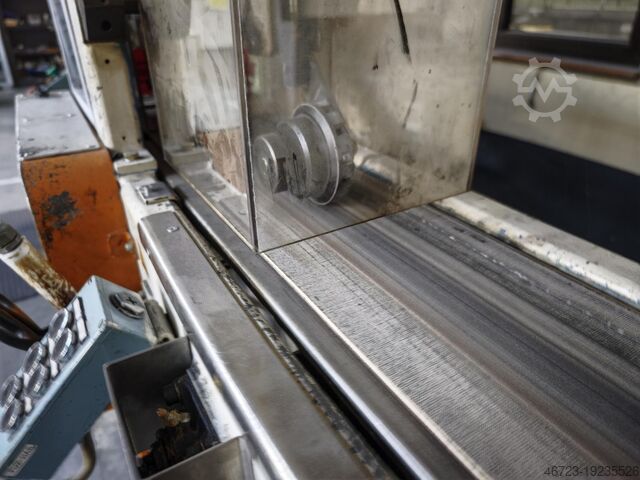 Gummi formsprutningsmaskin Michelin Ligne Habillage