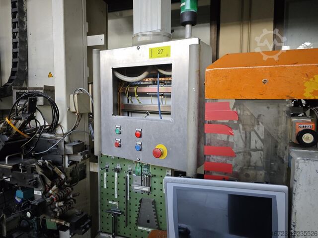 Gummi formsprutningsmaskin Michelin Ligne Habillage