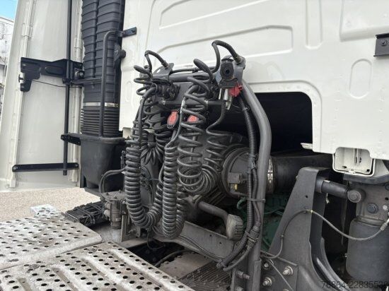 Standartinis vilkikas VOLVO FH 460 EURO 6, I-SHIFT, VEB+