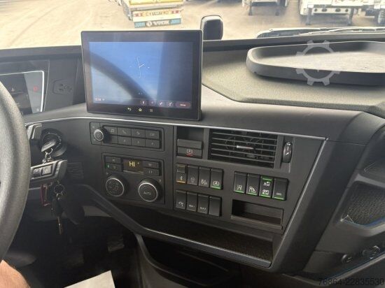 Standartinis vilkikas VOLVO FH 460 EURO 6, I-SHIFT, VEB+