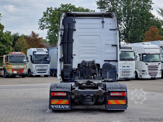 Standard-SZM Volvo FH 13.460 Globetrotter 4x2 - Low deck - Full ai...