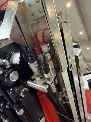Výložníkový jeřáb Fassi F135 F235 F255 F545 SOFORT Verfügbar
