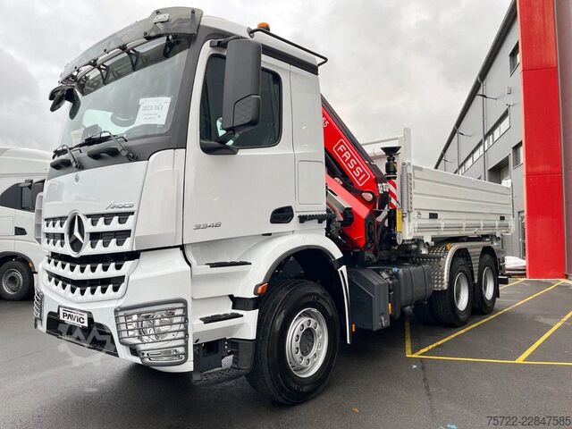 Třístranný sklápěč Mercedes-Benz Arocs 3348 6x4 BB Dreiseitenkipper FASSI F195A