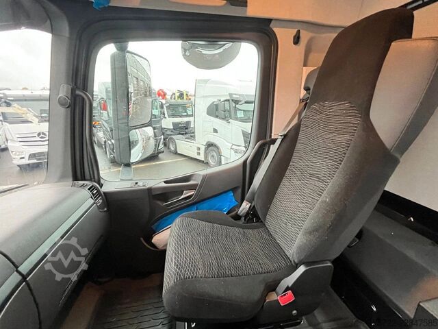 Třístranný sklápěč Mercedes-Benz Arocs 3348 6x4 BB Dreiseitenkipper FASSI F195A