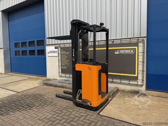 Apilador eléctrico triplex con conductor sentado VS-22201 de 5500 mm BJ2020 ACTIL SV13