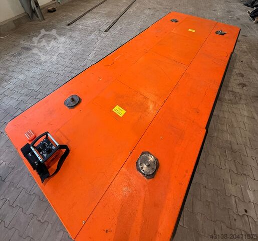 Industrial robot KUKA KoM-18000-UTV-D575