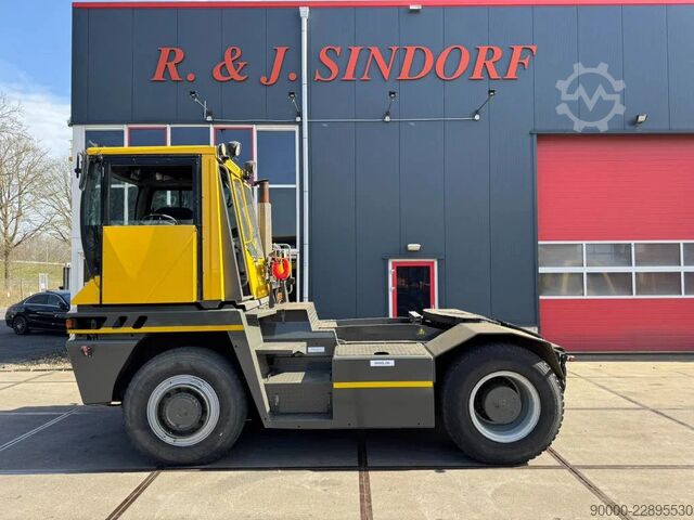 Terminal tractor Terberg RT 382