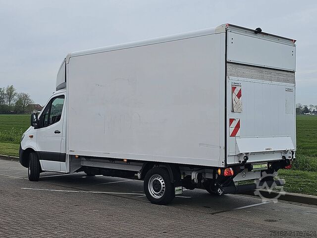 여행 가방 MERCEDES-BENZ SPRINTER 317 Bakwagen Laadklep!