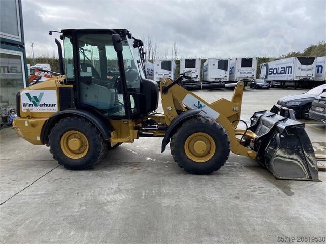 Loader CAT 906M (7164)