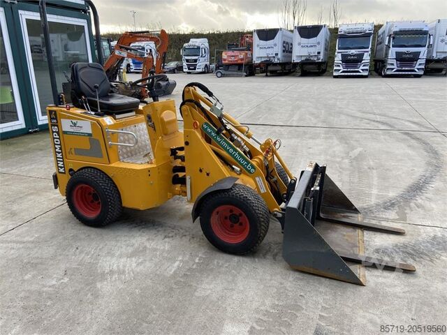 Loader Knikmops KM100 (7123)