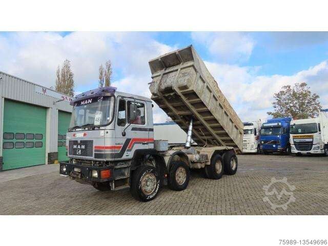 MAN 35.362 8x4 Euro 2, ZF manual gearbox, VERY clea