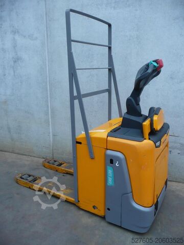 ローリフトトラック Jungheinrich ERE 120 FRUTERA