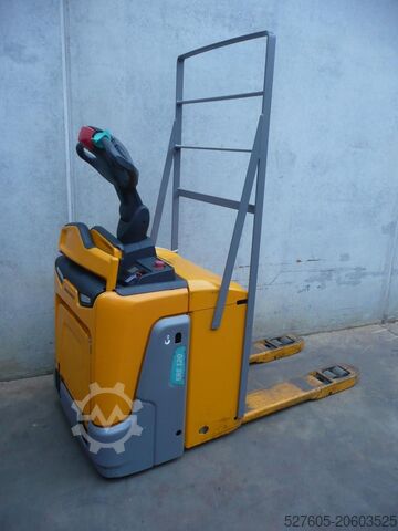 ローリフトトラック Jungheinrich ERE 120 FRUTERA