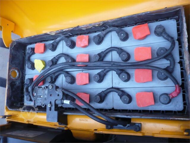 ローリフトトラック Jungheinrich ERE 120 FRUTERA