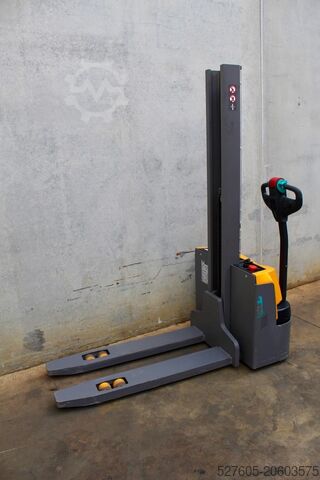 Carretilla elevadora Jungheinrich EJC M10 154 E LI-ION