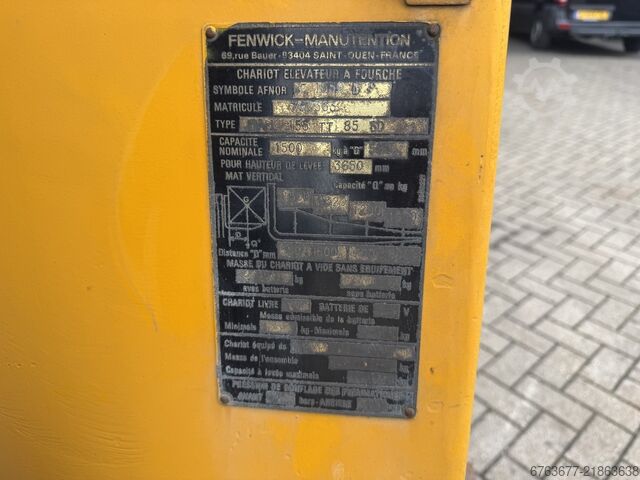 Fenwick F1550 DP Triplo 415 empilhador a diesel FENWICK F1550 DP Triplo 415 Diesel