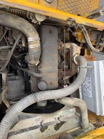 Fenwick F1550 DP Triplo 415 empilhador a diesel FENWICK F1550 DP Triplo 415 Diesel