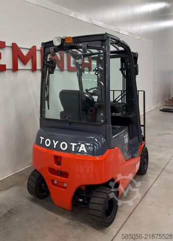 Gabelstapler Toyota 11060 - 8FBE16T