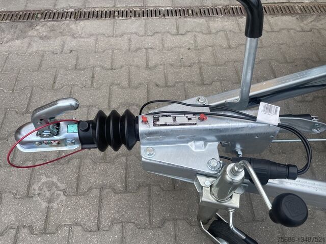 Remorcă auto Martz Hochlader 250 1,3T