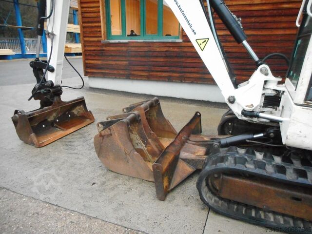 Mini-escavadora Schaeff HR18 ( 4.680kg )