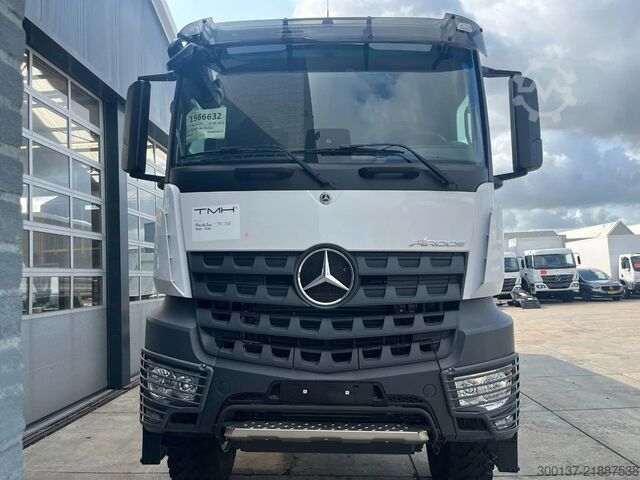 Brezenta Mercedes-Benz Arocs 3340 A 6x6 Cargo Truck