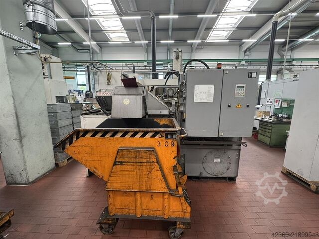 Trung tâm gia công - ngang HELLER MC 16 5-Achsen
