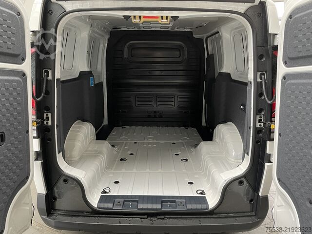 Furgon panel Kia PV5 CARGO L2H1 71.2 kWh PLUS Wärmepumpe+Allwetterreif.