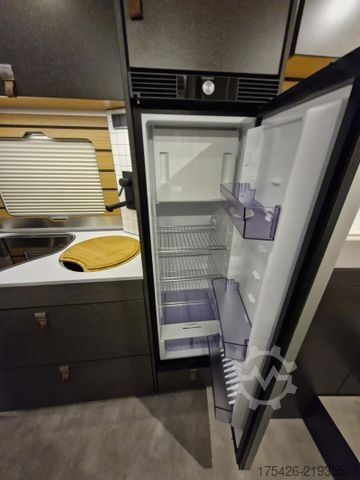 Camper semintegrato HYMER/ERIBA ML-T Xperience 570 *Abstands-Tempomat*D-Heizung*