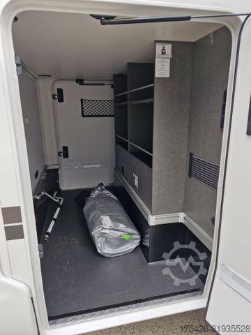 Camper semintegrato HYMER/ERIBA ML-T Xperience 570 *Abstands-Tempomat*D-Heizung*