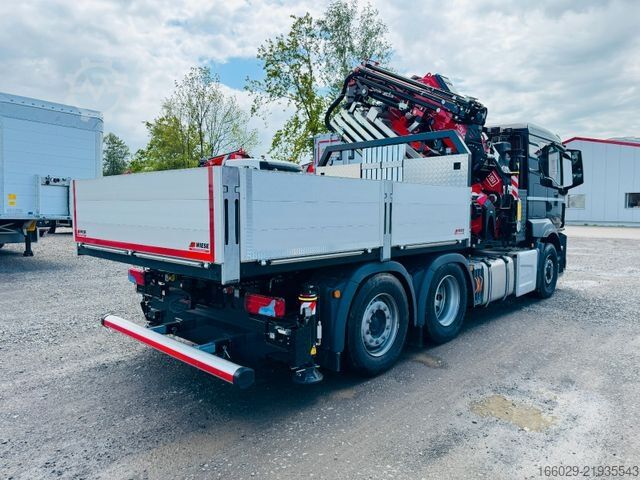 Gru montata su autocarro MAN 26.480 6x4-4 Hydrodrive Fassi Kran F545 Jib