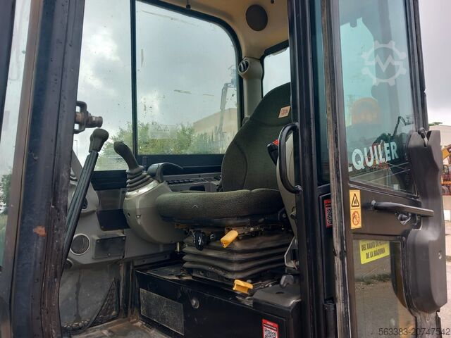 Mini koparka JCB 85Z