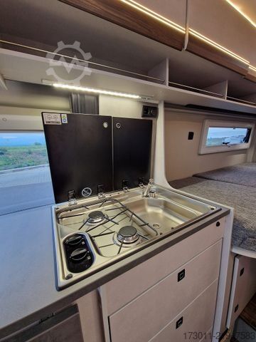 Autocamper PÖSSL Summit Shine 600L  180PS Automat Markise Solar